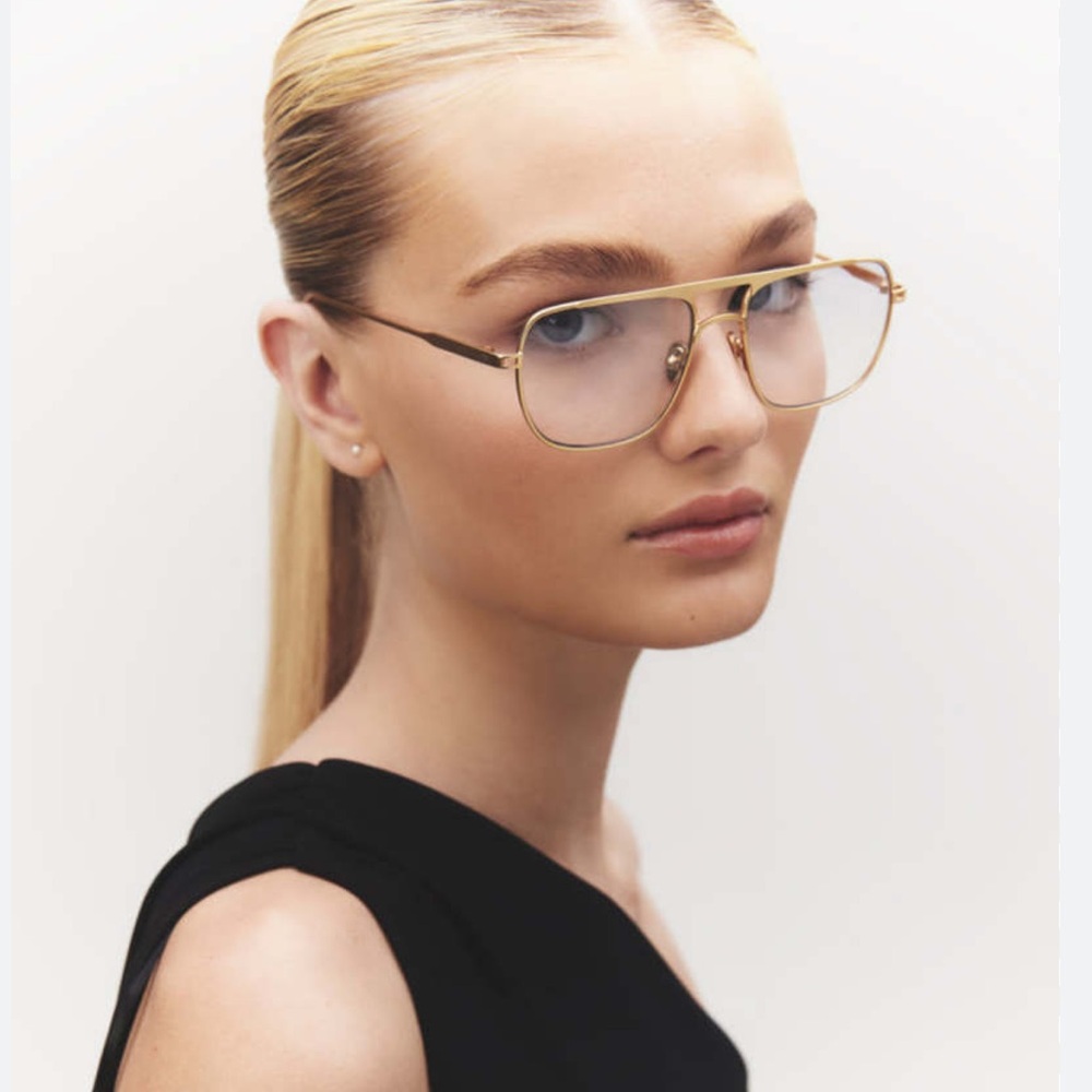 Elisa Johnson Jane - Gold Metal